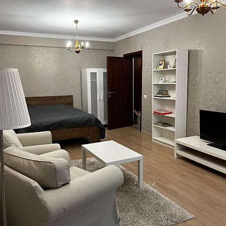 Miralex - Solid House Residence Mamaia Luaran gambar